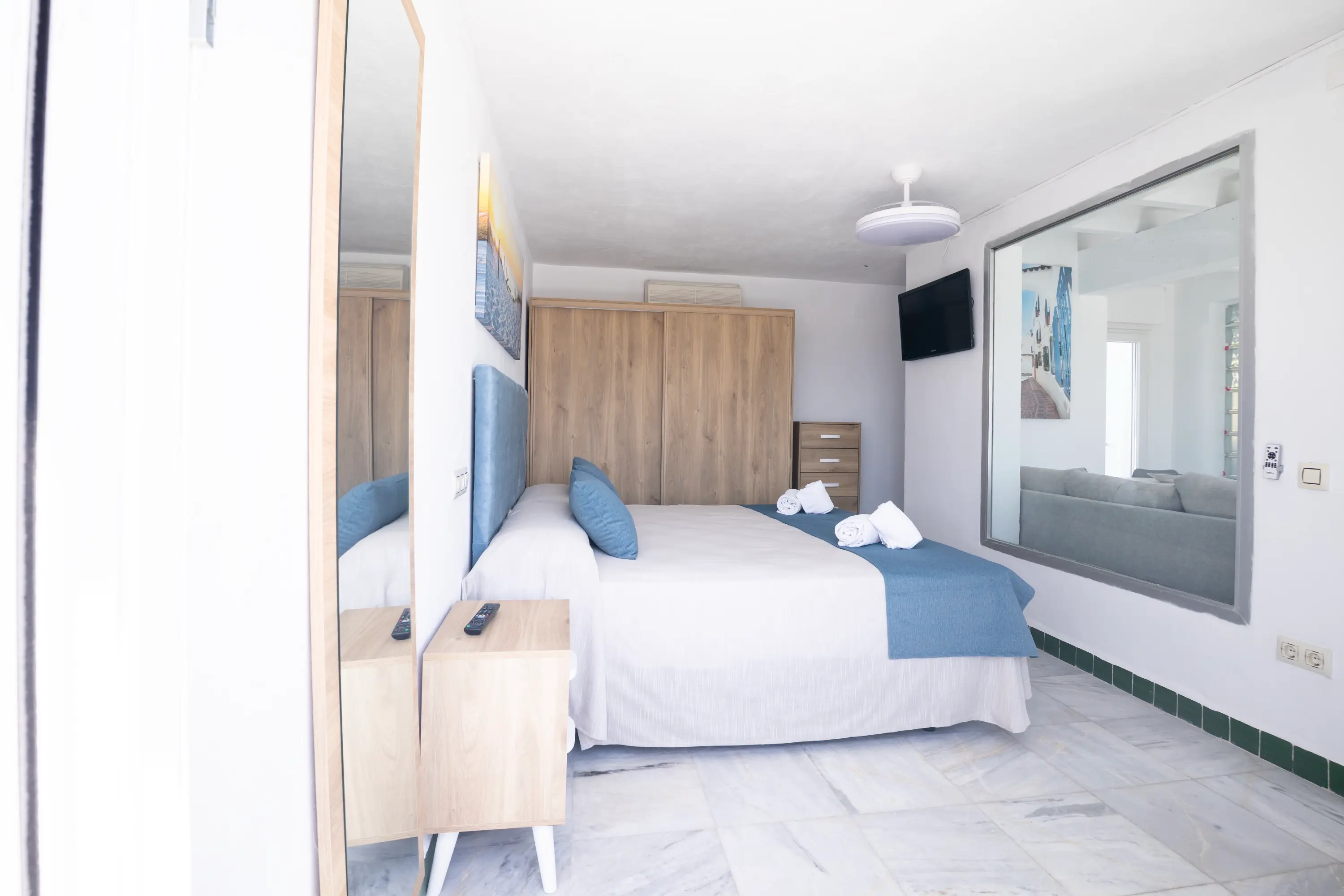 Ático con Solarium y Vistas al Mar